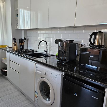 Apartament Dem Radulescu Langa Strand Ramnicu Valcea Exterior photo
