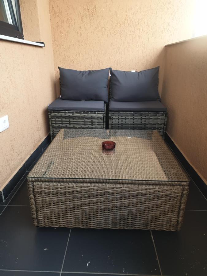 Apartament Dem Radulescu Langa Strand Ramnicu Valcea Exterior photo
