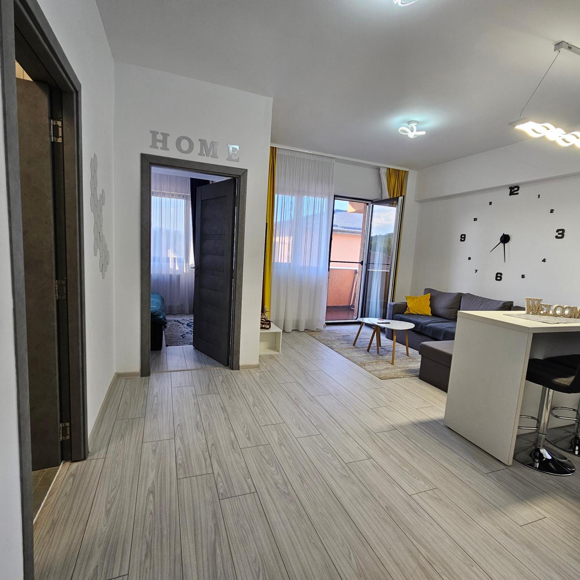 Apartament Dem Radulescu Langa Strand Ramnicu Valcea Exterior photo